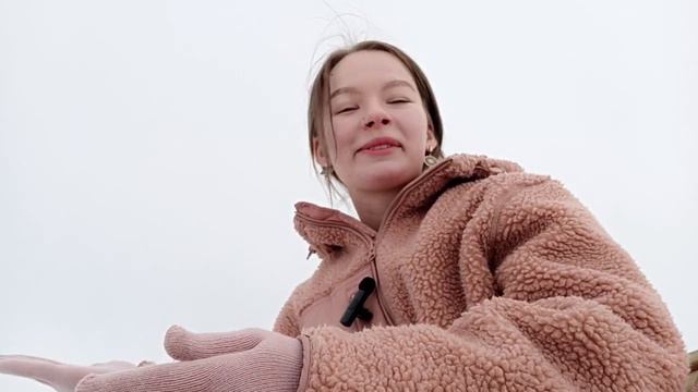 ПОЧЕМУ ОДНИ ЛЮДИ СЧАСТЛИВЫ, А ДРУГИЕ НЕТ смотреть онлайн