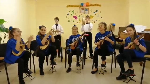 Ансамбль мандолинистов «MandoliСo». Г. Сущевский обработка белорусской народной песни «Кумачка» смотреть онлайн