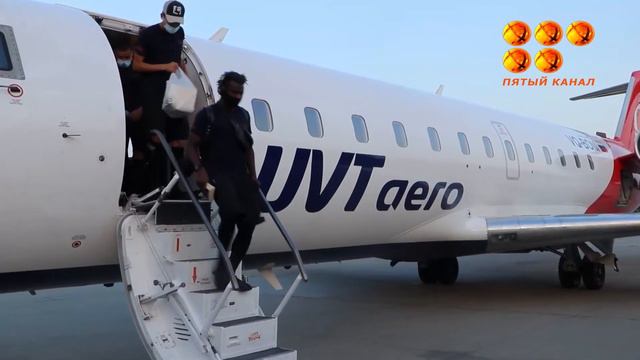 Футбольный клуб «Шахтер» прибыл в Румынию смотреть онлайн