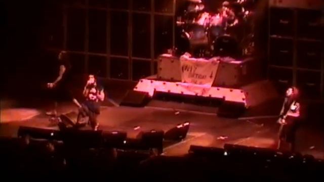 Pantera Live At Cobo Hall Detrroit, MI 2001 смотреть онлайн