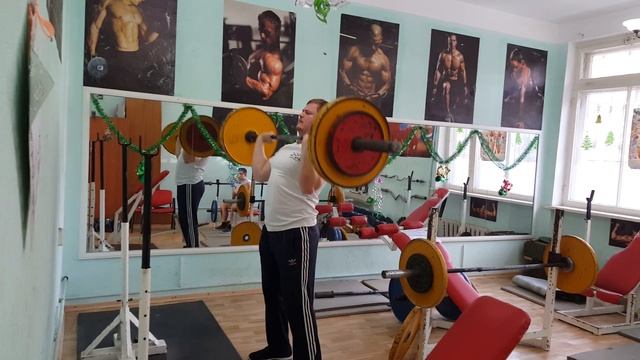 неудачный жим стоя 100 кг ( 5 запланированых не выжал) смотреть онлайн