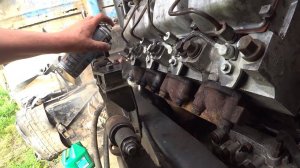 Сочится солярка на двигателе камаза с обратки , что делать ????