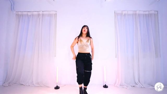 화사(Hwa Sa) - Maria(마리아) / APPLE YIN Dance Cover смотреть онлайн