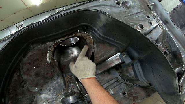 Реставрация Mercedes-Benz 124 седан (часть 14) Ремонт. С чего начать? смотреть онлайн