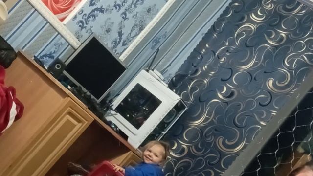 Короче белый пк и монитор смотреть онлайн