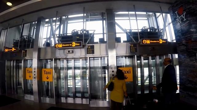 New York John F. Kennedy (JFK) Airport – Arrivals, Ground Transport & Subway train connection to NY смотреть онлайн