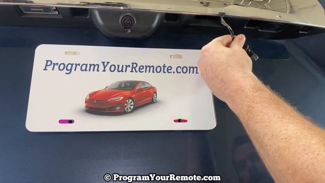How To Change A Ford Explorer License Plate Light Bulb 2011 - 2022 Remove Replace Lamp Replacement смотреть онлайн