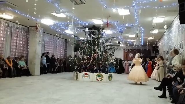 ПРЕДСТАВЛЕНИЕ ГОСТЕЙ И ХОЗЯЕВ смотреть онлайн