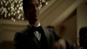 Деймон, Елена, Стефан Корли ночной Вероны.wmv