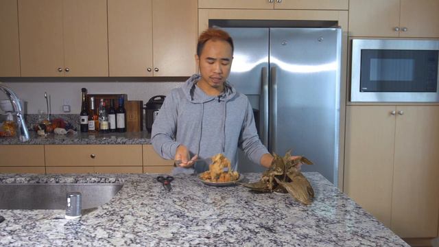 Hella Eats: Ranch 99's Lotus Leaf Sticky Rice Review смотреть онлайн