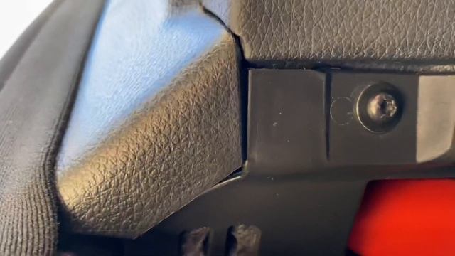 How to find OBD2 location on C Class Mercedes Benz Left Hand Drive. смотреть онлайн