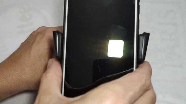 Держатель для телефона в машину смотреть онлайн