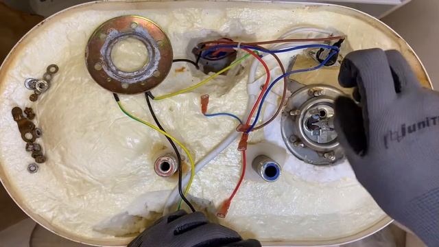Замена на сухой ТЭН Electrolux EWH 30-50-80-100 Royal смотреть онлайн