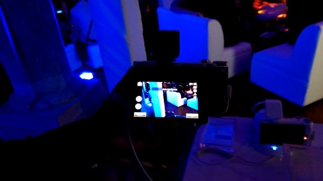 Samsung NX300 - Lanzamiento en México смотреть онлайн