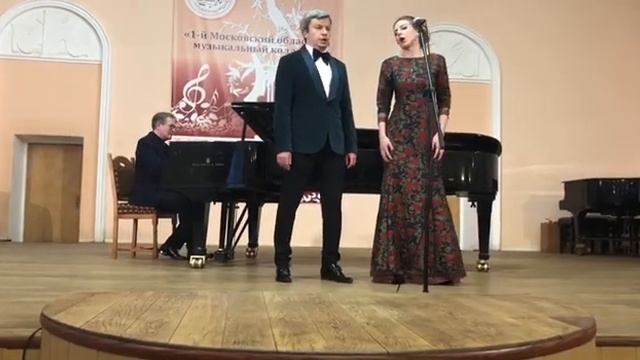 Вера Никонова и Виталий Малыш. Тебя любить, обнять и плакать смотреть онлайн