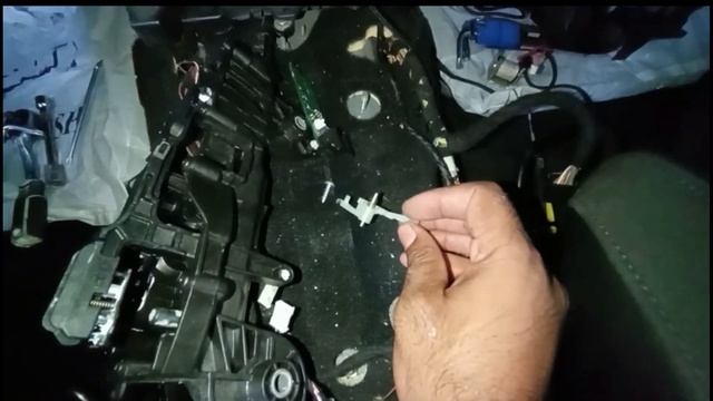 How Fix420106 Shiftlock Solenoid Selector Lever Wrongly Not Locked In P MiNiCooper/BMW/in Hindi Urd