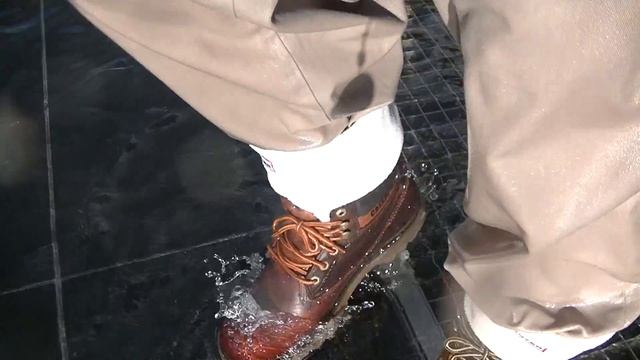 PARABOOT CATERPILLAR & DOCKERS - fully clothed - Totally soaked смотреть онлайн