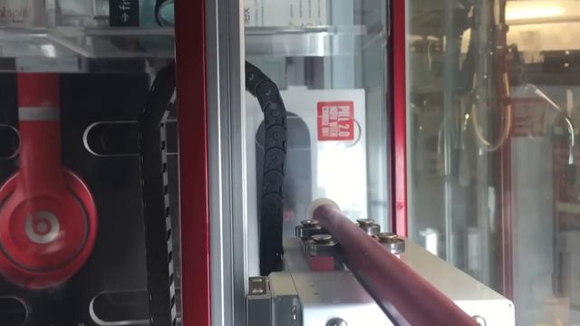 Beats Pill Win at Winners Cube Arcade Game! | JOYSTICK смотреть онлайн