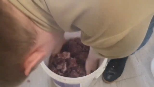 КАК ЗАМЕШИВАТЬ ЖИДКИЕ ОБОИ ТМ ЮРСКИ. СЕРИЯ ХЛОПОК | КАНАЛ ДОМДОМ. смотреть онлайн