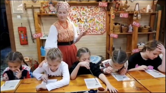 ЭКСКУРСИЯ В ШКОЛЕ // ВЛОГ смотреть онлайн