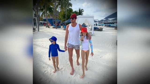 ТОЧЬ В ТОЧЬ! Вот как выглядит сын Романа Костомарова смотреть онлайн