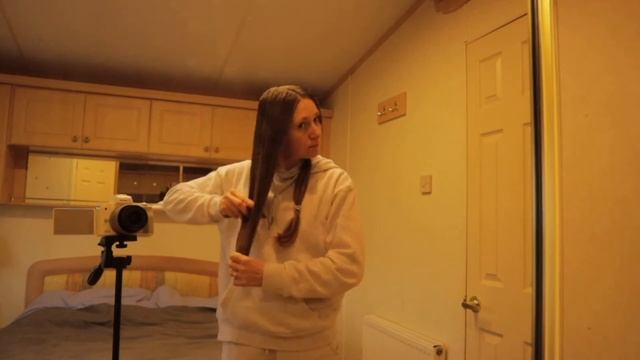 СТРИГУ СЕБЯ САМА ДОМА смотреть онлайн