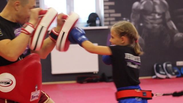 Девочки в единоборствах смотреть онлайн