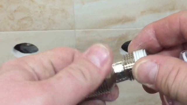 Как качественно запаковать эксцентрик смесителя на сантехническую НИТЬ. смотреть онлайн