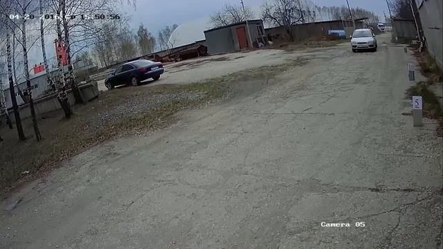 Уличная камера HiWatch DS T100 день смотреть онлайн