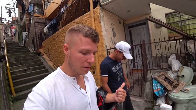 Inside Pablo Escobar's Hood in Medellin ?? смотреть онлайн