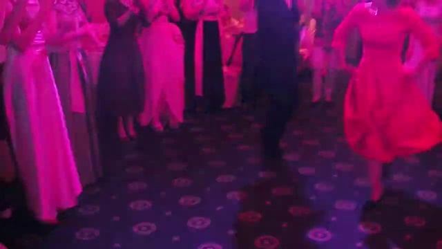 Лезгинка на выпускном смотреть онлайн
