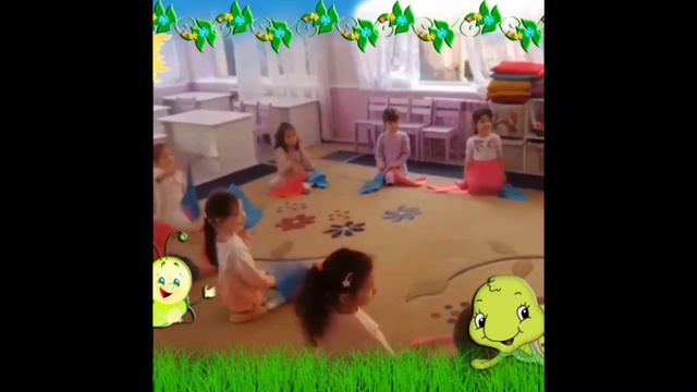 Танец с платочками.Активное слушанье.Урок музыки в детском саду-центре. смотреть онлайн
