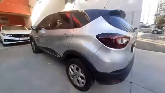 Carflix: Veículo RENAULT CAPTUR 1.6 16V SCE FLEX LIFE X-TRONIC смотреть онлайн