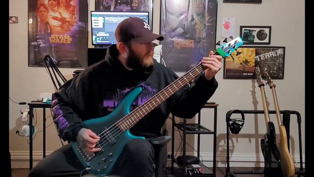 Varials: South of One//Romance (Bass Cover) смотреть онлайн