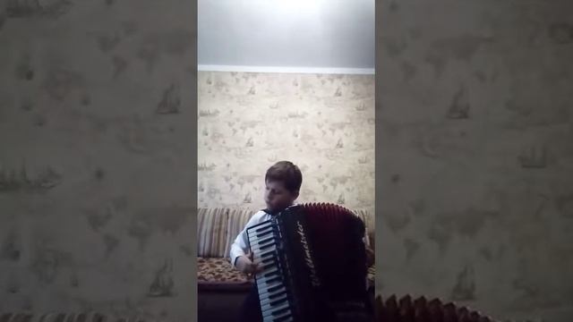 Майский вальс и Чарльзстон смотреть онлайн