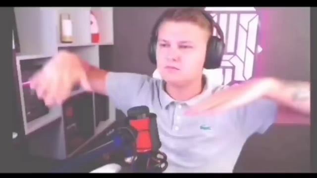 ТАНЕЦ ХОЛДИКА ПОДХОДИТ ПОД ЛЮБУЮ ПЕСНЮ!!! смотреть онлайн