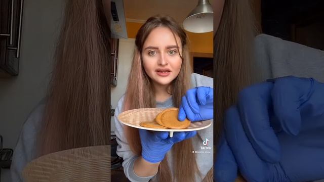 ПЕЧЕНЬЕ ? ИЗ СЕРИАЛА ИГРА В КАЛЬМАРА ! #игра #игравкальмара #корейскаякухня #mukbang #еда смотреть онлайн