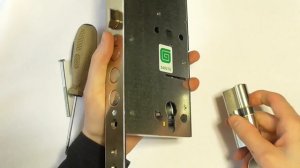 Гардиан 3215: замок под личинку, ручку и задвижку