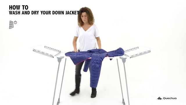 Как стирать и сушить пуховик в домашних условиях (Правильная стирка пуховика с мячиками) | Декатлон смотреть онлайн