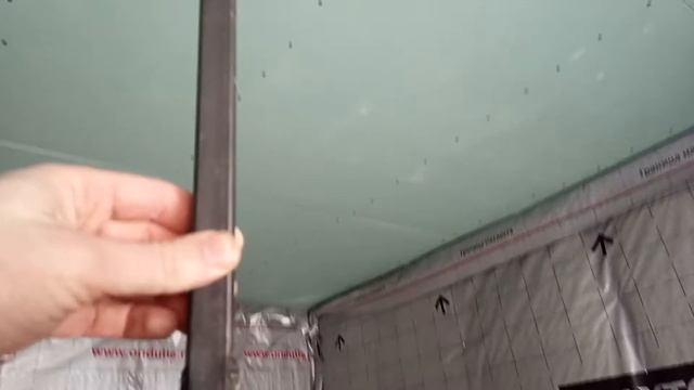 Утепление стен, пароизоляция, трубы под электрику. смотреть онлайн