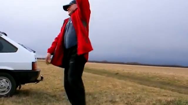 Ялов танцует смотреть онлайн