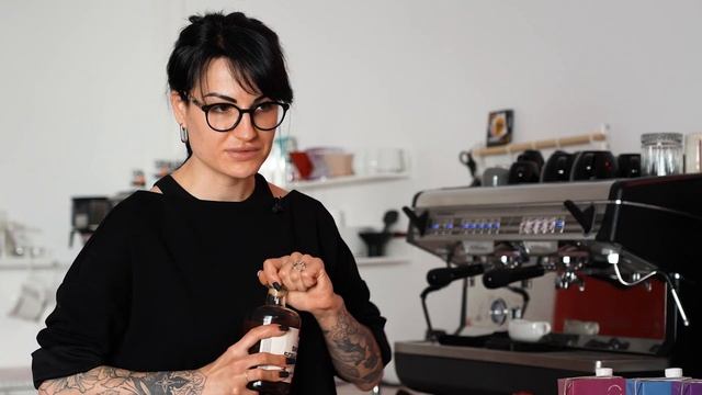 Как приготовить Раф кофе? / Готовим авторский напиток на миндальном молоке