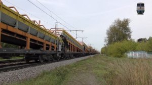 Хозяйственный поезд РЖД под тягой тепловоза 2М62У-0032.