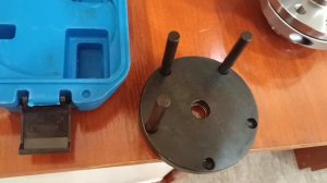 съёмник ступичных подшипников VW (Фольксваген). T5 (85мм) VW wheel bearing puller. T5 (85mm)