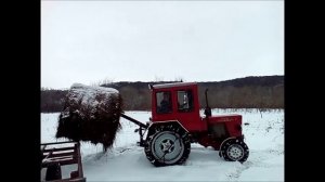 Погрузка рулонов на т-25