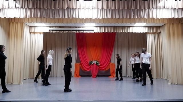 Танцевальный кружок "Карамельки" - Мгновение смотреть онлайн