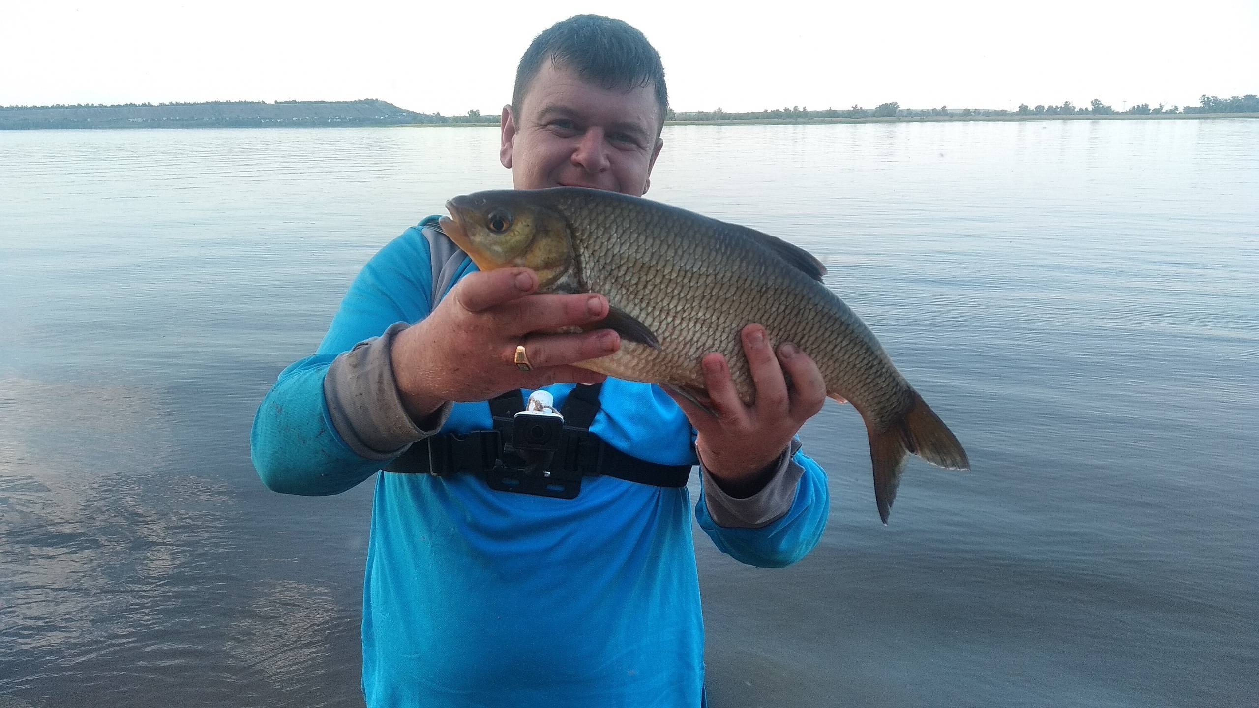 Незабываемая рыбалка. Крупный Язь , Лещ на донки. Мощный Язь чуть удочку не утащил смотреть онлайн