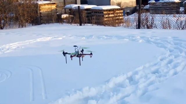 первые запуски квадрокоптера.multirotor смотреть онлайн