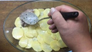 Вкуснейшая картошка с печенью в духовке!