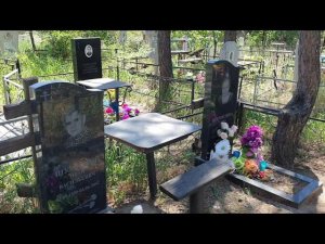 Крест на кладбище убрать или оставить при установке памятника?